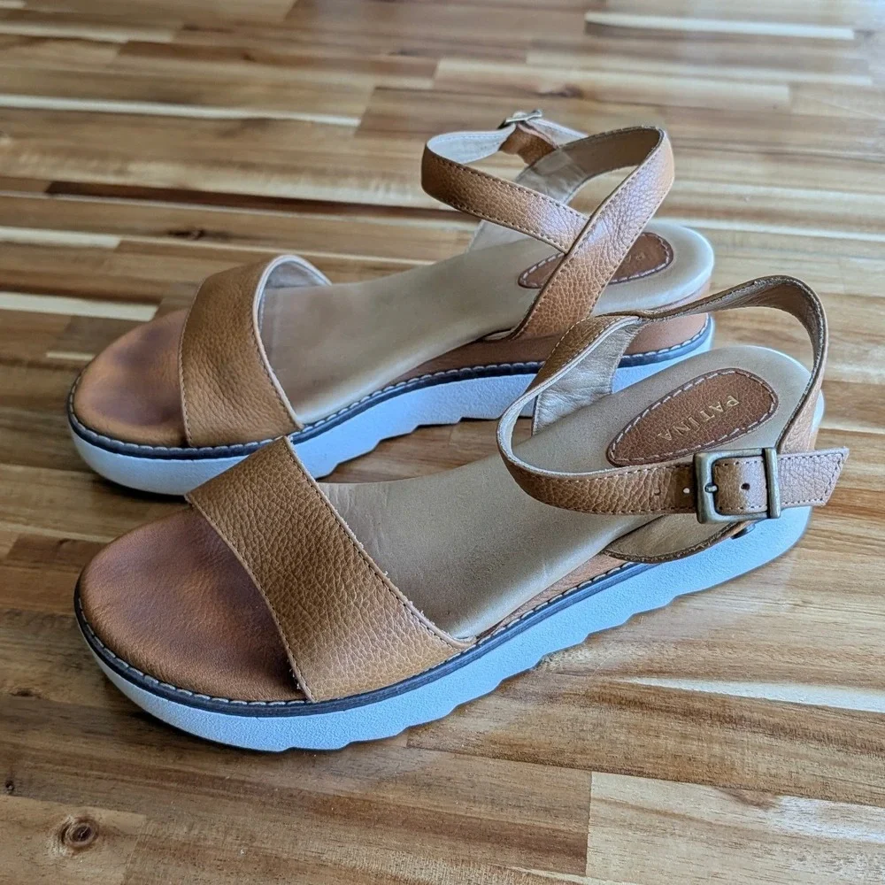 Patina Tan Pebbled Leather Platform Wedge Sandals Ankle Strap Womens 9.5